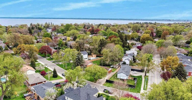 314 Strathcona Drive, Burlington, ON, L7L 2E1