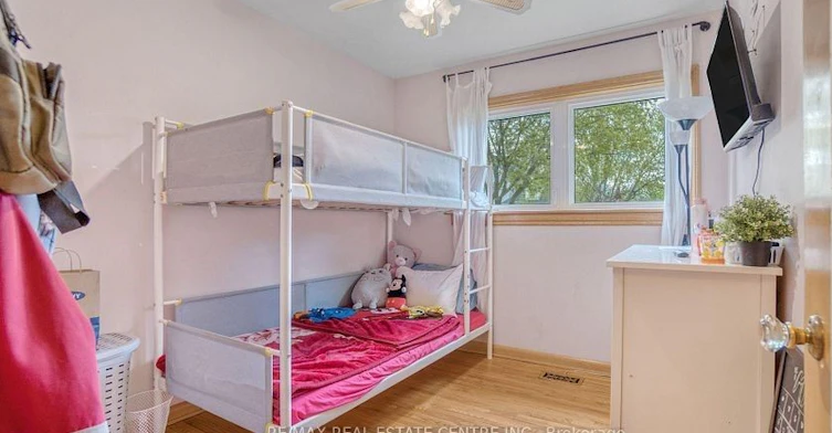314 Strathcona Drive, Burlington, ON, L7L 2E1 - 18