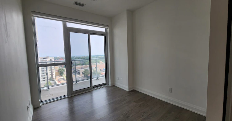 1009-65 Speers Road, Oakville, ON, L6K 0J1 - 2
