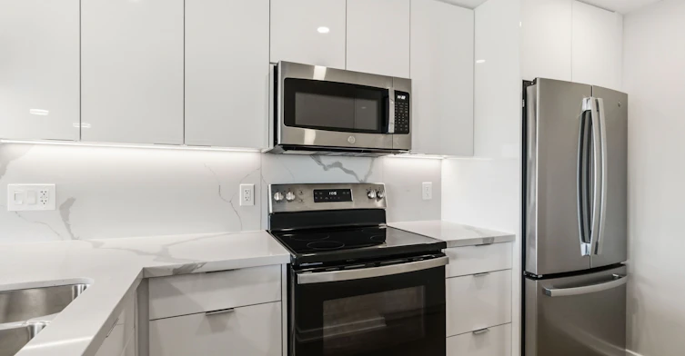 1201-125 Forsythe Street, Oakville, ON, L6K 3K1 - 10