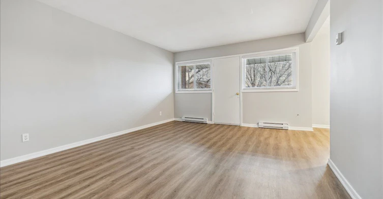 3-2350 Queensway Drive, Burlington, ON, L7R 3T3 - 5