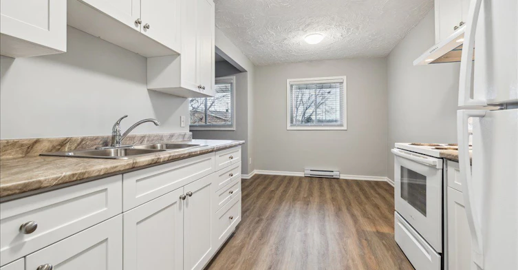 3-2350 Queensway Drive, Burlington, ON, L7R 3T3 - 16