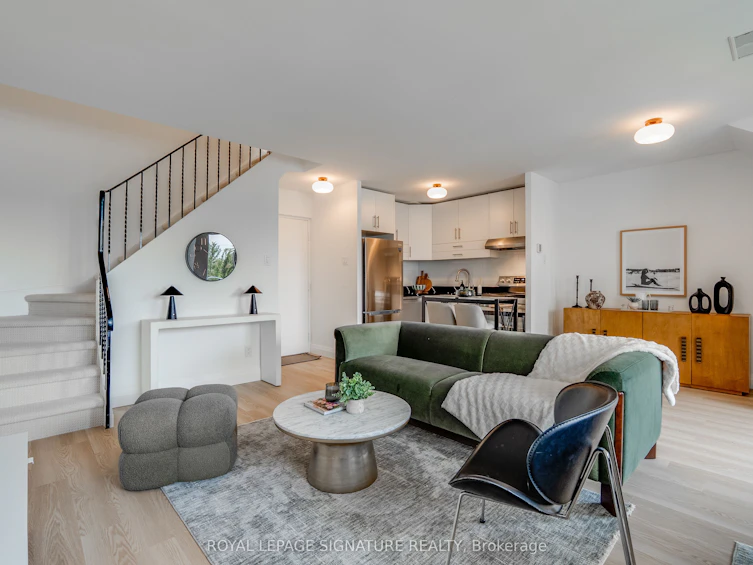 61-2001 Bonnymede Drive, Mississauga, ON, L5J 4H8