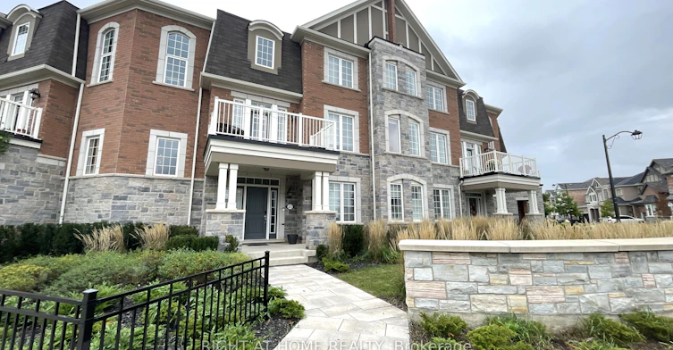 21 Upper-1222 Rose Way, Milton, ON, L9E 1P2