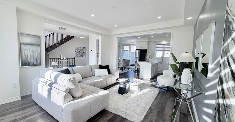 21 Upper-1222 Rose Way, Milton, ON, L9E 1P2 - 3