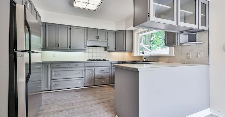 3096 Ballydown Crescent, Mississauga, ON, L5C 2C8 - 9
