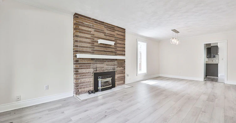 3096 Ballydown Crescent, Mississauga, ON, L5C 2C8 - 4