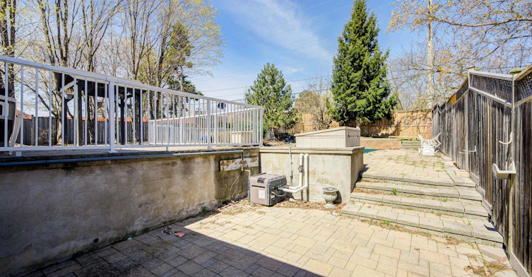 1608 Sherwood Forrest Circle, Mississauga, ON, L5K 2G7 - 47