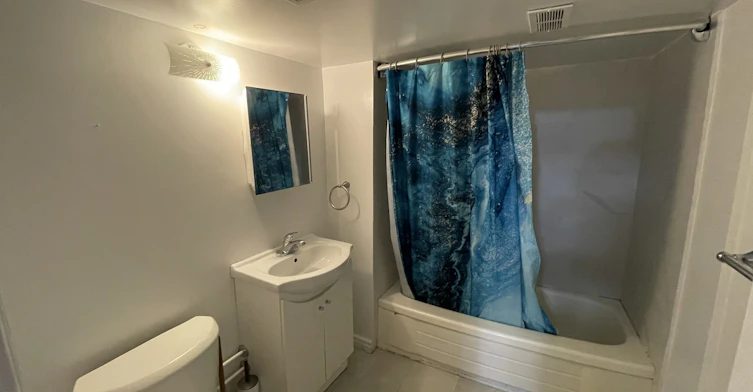 B-1311 Davenport Road, Toronto, ON, M6H 2H3 - 6