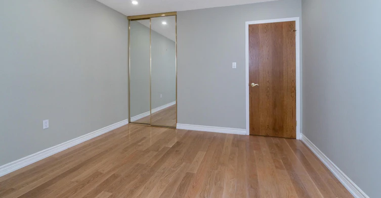 2035 Carleton Court, Burlington, ON, L7P 3S6 - 10