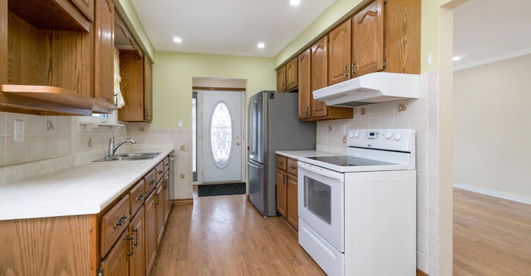 2035 Carleton Court, Burlington, ON, L7P 3S6 - 17