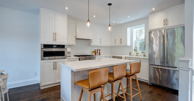 77 Runnymede Road, Toronto, ON, M6S 2Y4 - 3