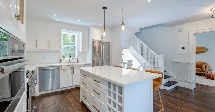 77 Runnymede Road, Toronto, ON, M6S 2Y4 - 5