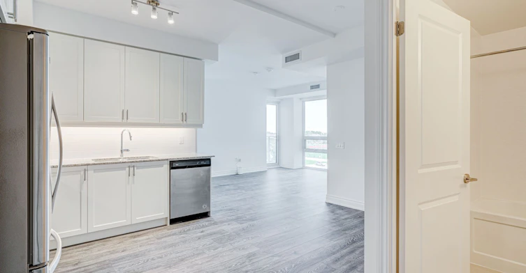 513-1050 Main Street E, Milton, ON, L9T 9M3 - 5