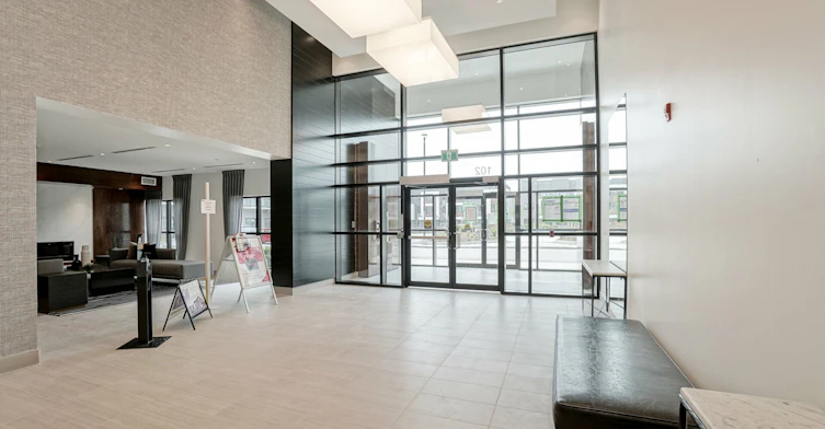 217-102 Grovewood Common Circle, Oakville, ON, L6H 0X2 - 4