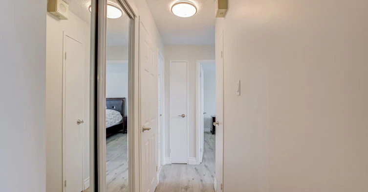 109-966 Inverhouse Drive, Mississauga, ON, L5J 4B6 - 9