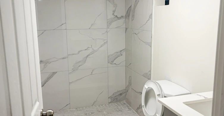 Basement-300 South Kingsway N/A, Toronto, ON, M6S 3T9 - 8