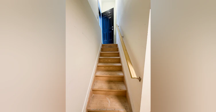 Basement-300 South Kingsway N/A, Toronto, ON, M6S 3T9 - 10