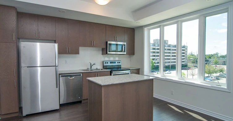 15-95 Eastwood Park Gardens, Toronto, ON, M8W 0B9 - 7
