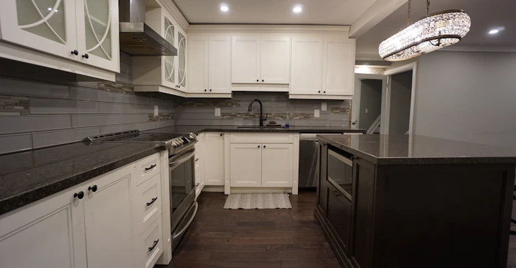 Main-120 Pritchard Avenue, Toronto, ON, M6N 1T3 - 18