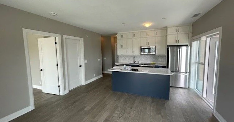 513-102 Grovewood Common Circle, Oakville, ON, L6H 0X2 - 2