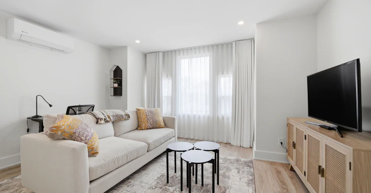2nd Flr-412 Delaware Avenue, Toronto, ON, M6H 2T9 - 9