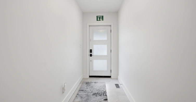 2nd Flr-412 Delaware Avenue, Toronto, ON, M6H 2T9 - 3