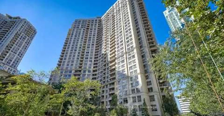 833-3888 Duke Of York Boulevard, Mississauga, ON, L5B 4P5