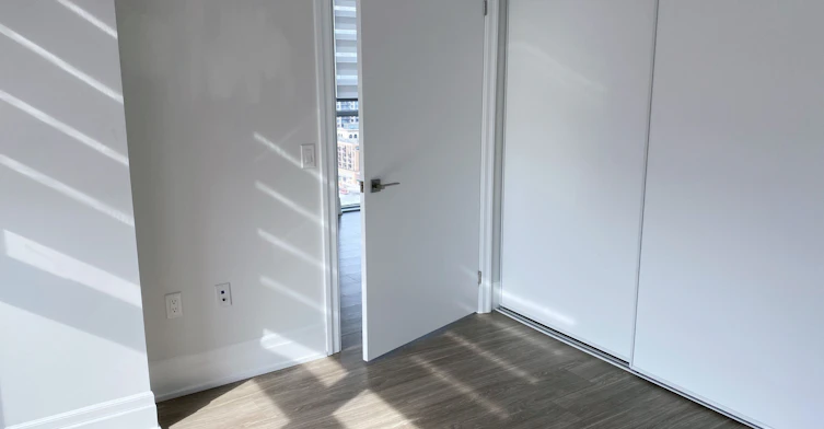 2112-4055 Parkside Village Drive, Mississauga, ON, L5B 0K8 - 15
