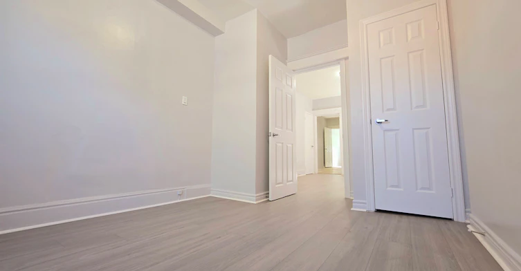 Main-236 Strelling Road, Toronto, ON, M6R 2B9 - 14