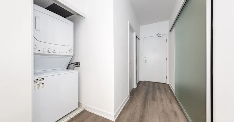 105-2433 Dufferin Street, Toronto, ON, M6E 3T3 - 9