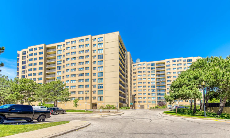 504-6500 Montevideo Road