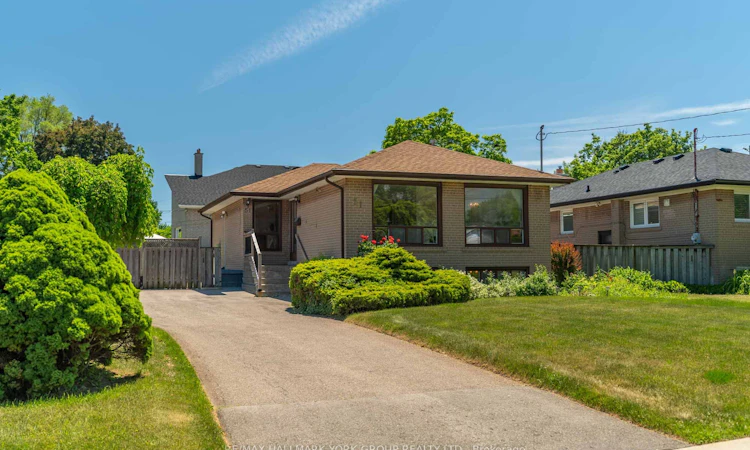 51 Eringate Drive