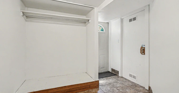 Lower-130 Lauder Avenue, Toronto, ON, M6H 3E5 - 3