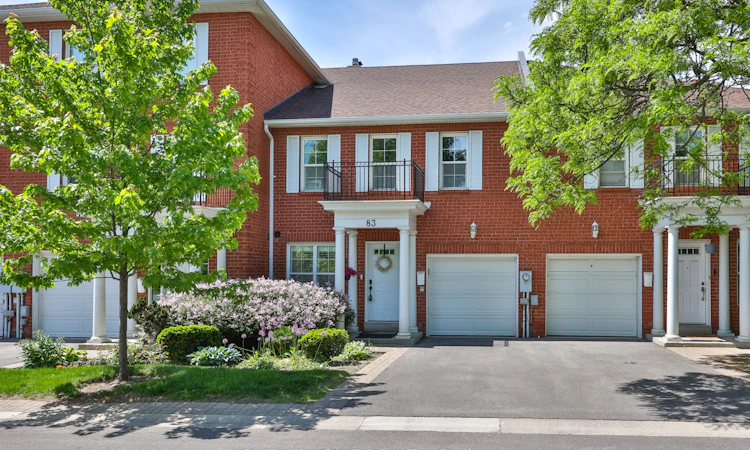 83-83 Stornwood Court