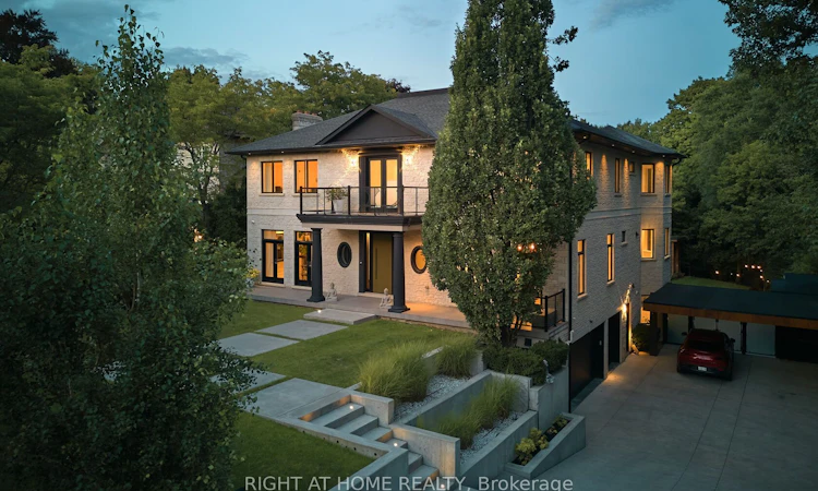 1305 Royal York Road
