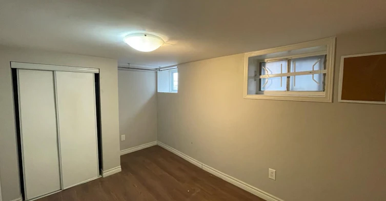B-807 Dupont Street, Toronto, ON, M6G 1Z7 - 4