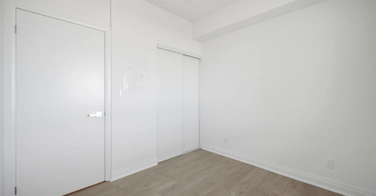 2404-4015 The Exchange N/A, Mississauga, ON, L5B 0N9 - 32