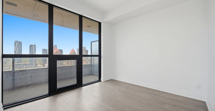 2404-4015 The Exchange N/A, Mississauga, ON, L5B 0N9 - 22