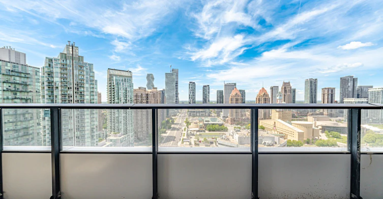 2404-4015 The Exchange N/A, Mississauga, ON, L5B 0N9 - 34