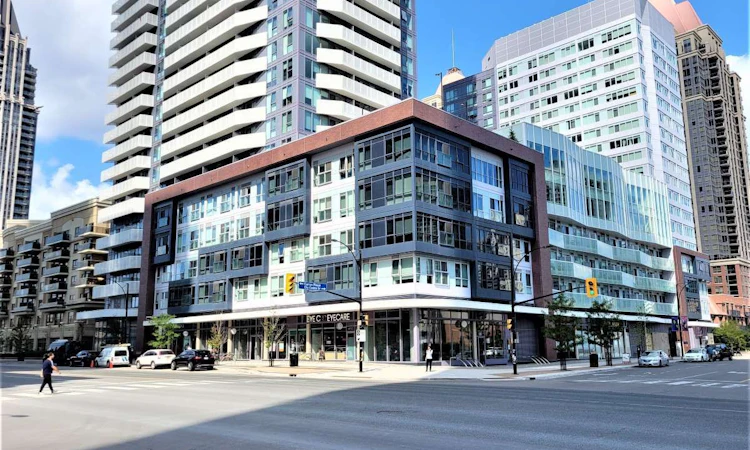 606-4065 Confederation Pkwy Parkway