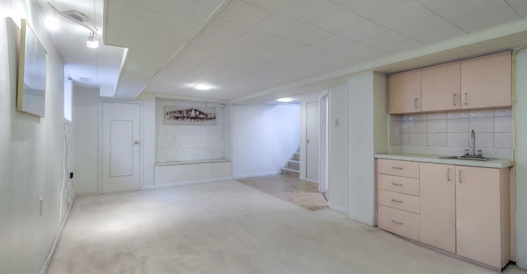 64 Royal York Road, Toronto, ON, M8V 2T6 - 19