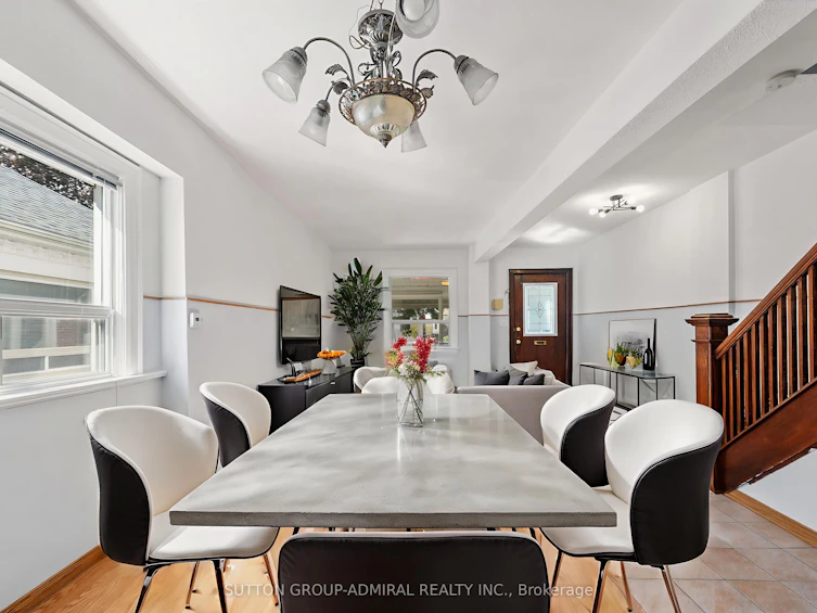 87 Pritchard Avenue, Toronto, ON, M6N 1T9 - 2