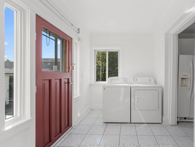 87 Pritchard Avenue, Toronto, ON, M6N 1T9 - 16