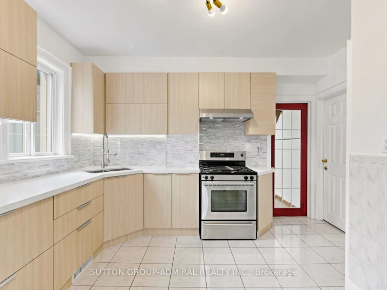 87 Pritchard Avenue, Toronto, ON, M6N 1T9