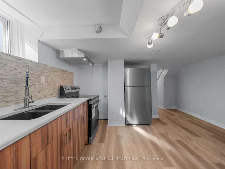 87 Pritchard Avenue, Toronto, ON, M6N 1T9 - 26