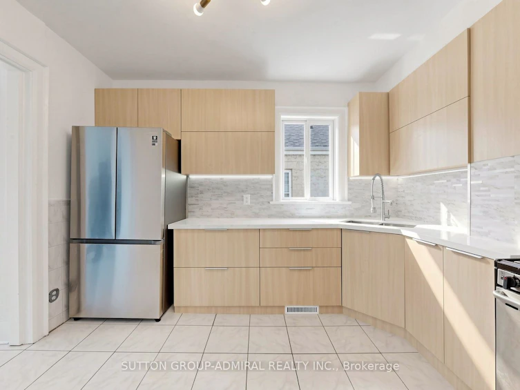 87 Pritchard Avenue, Toronto, ON, M6N 1T9 - 5