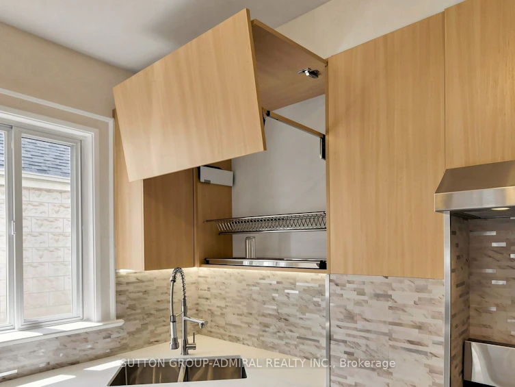87 Pritchard Avenue, Toronto, ON, M6N 1T9 - 7