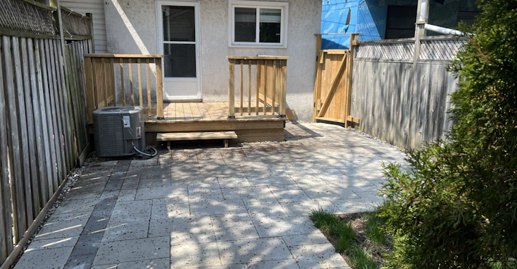 19 Britannia Avenue, Toronto, ON, M6N 3T6 - 23