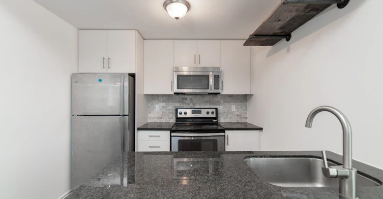 139-50 Carnation Avenue, Toronto, ON, M8V 0B8 - 9